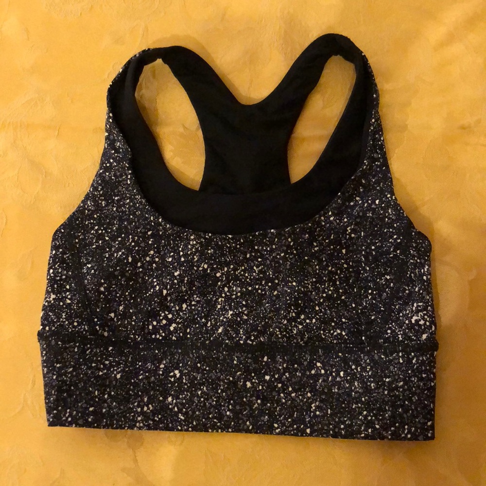 Lululemon sportsbra